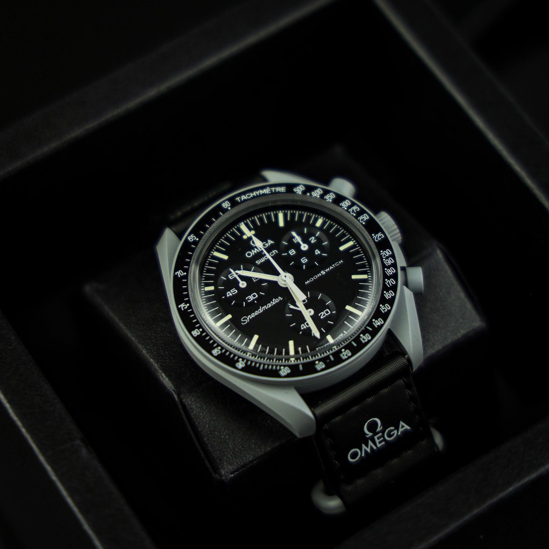 Omega 'x' Swatch Moonswatch - Mission to the Moon