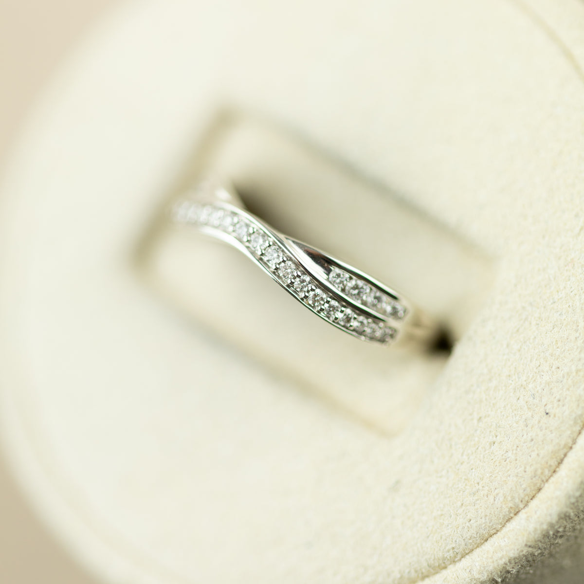 9ct white gold double row round brilliant diamond wishbone ring