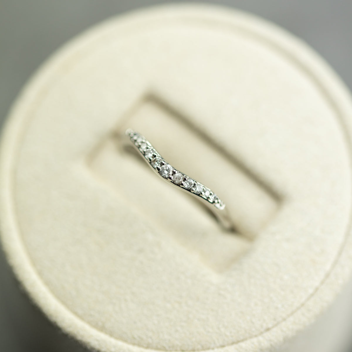 Pre - Loved Platinum Wishbone Diamond Band