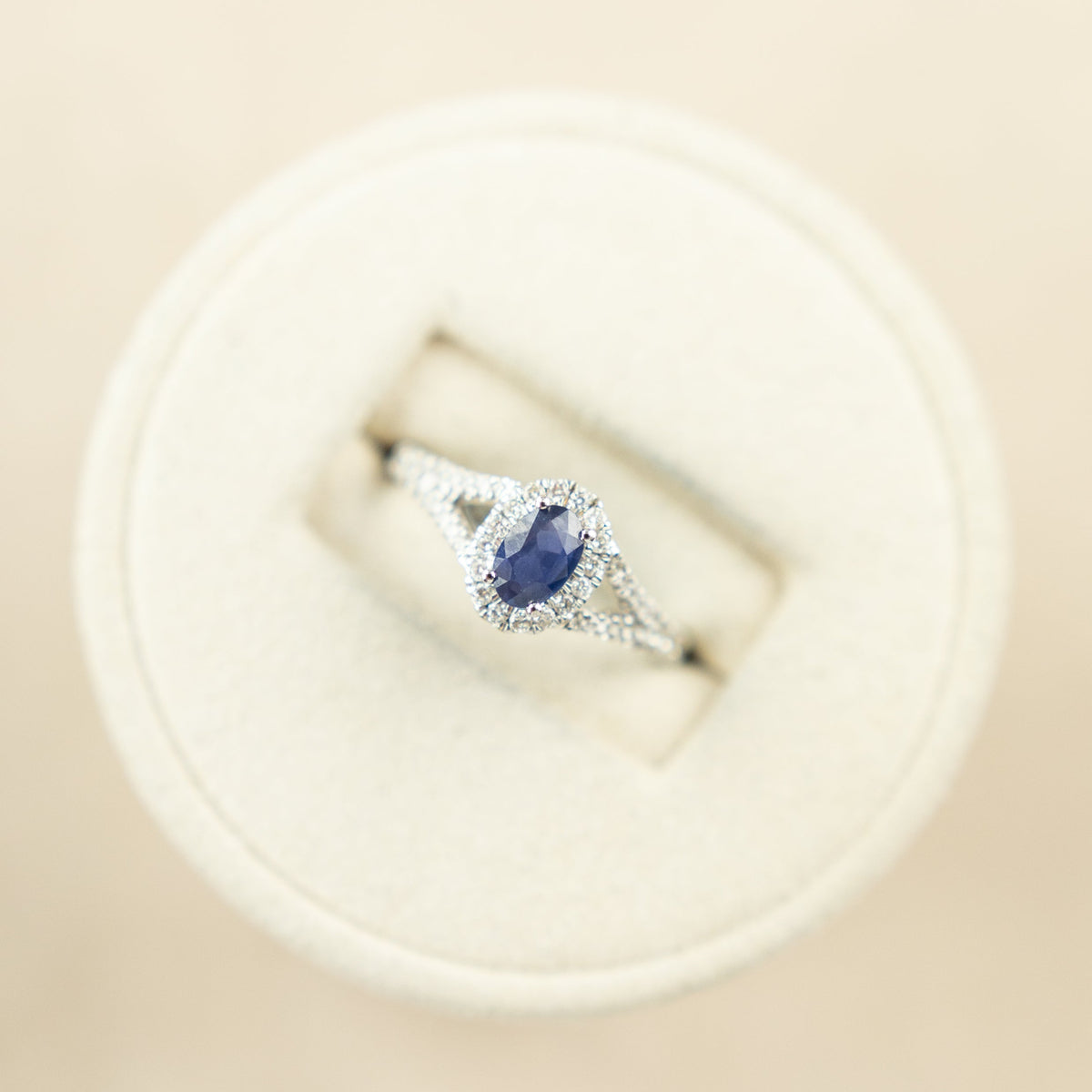 9 Karat White Gold Sapphire Diamond Halo Ring with 0.30ct