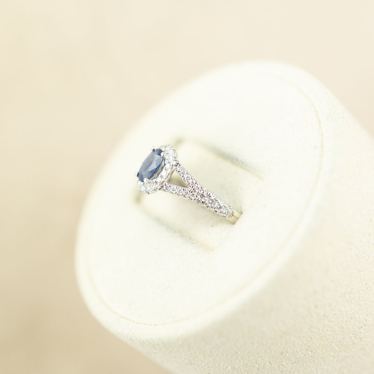 9 Karat White Gold Sapphire Diamond Halo Ring with 0.30ct