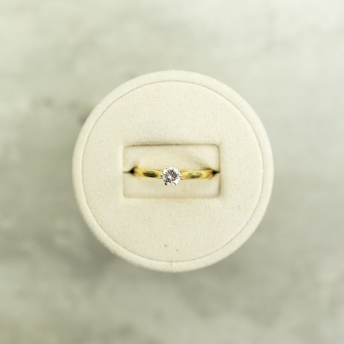 Pre-loved 18ct yellow gold round brilliant 0.38ct  diamond solitaire ring