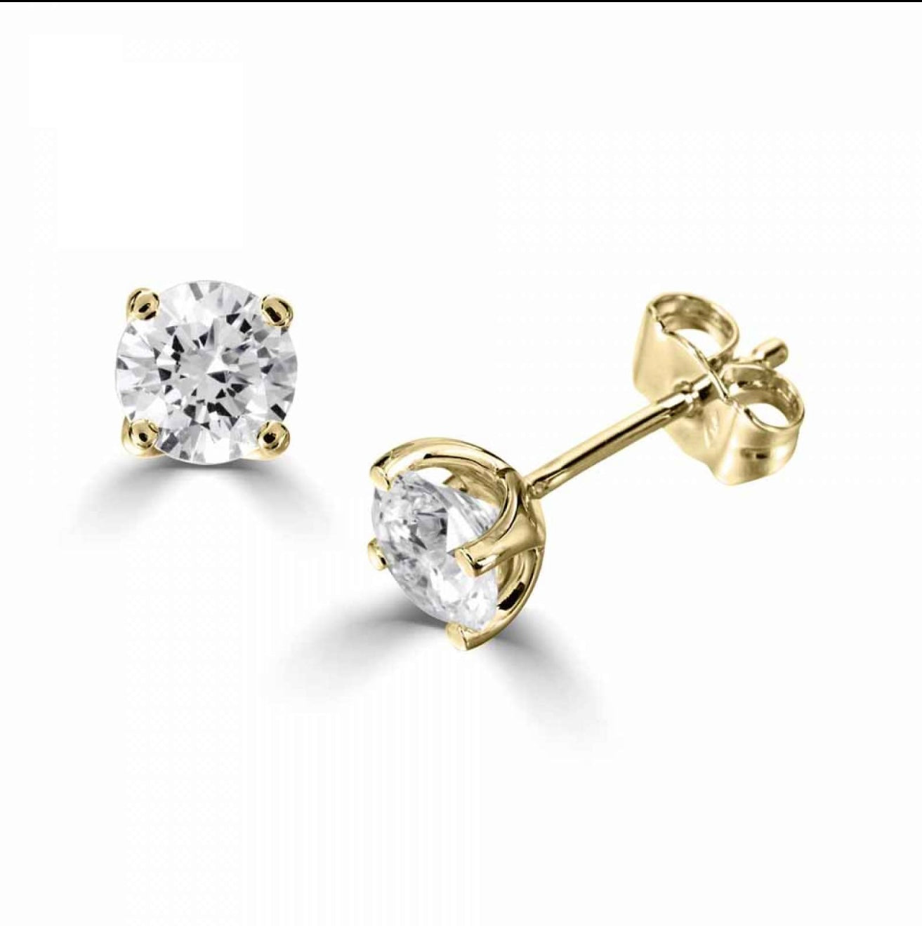 18 Karat Yellow Gold Round Brilliant 4.00ct 4 Claw Stud Earrings