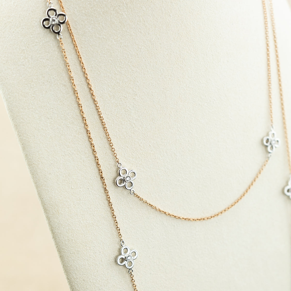 18 karat rose gold 0.90ct diamond petal necklace