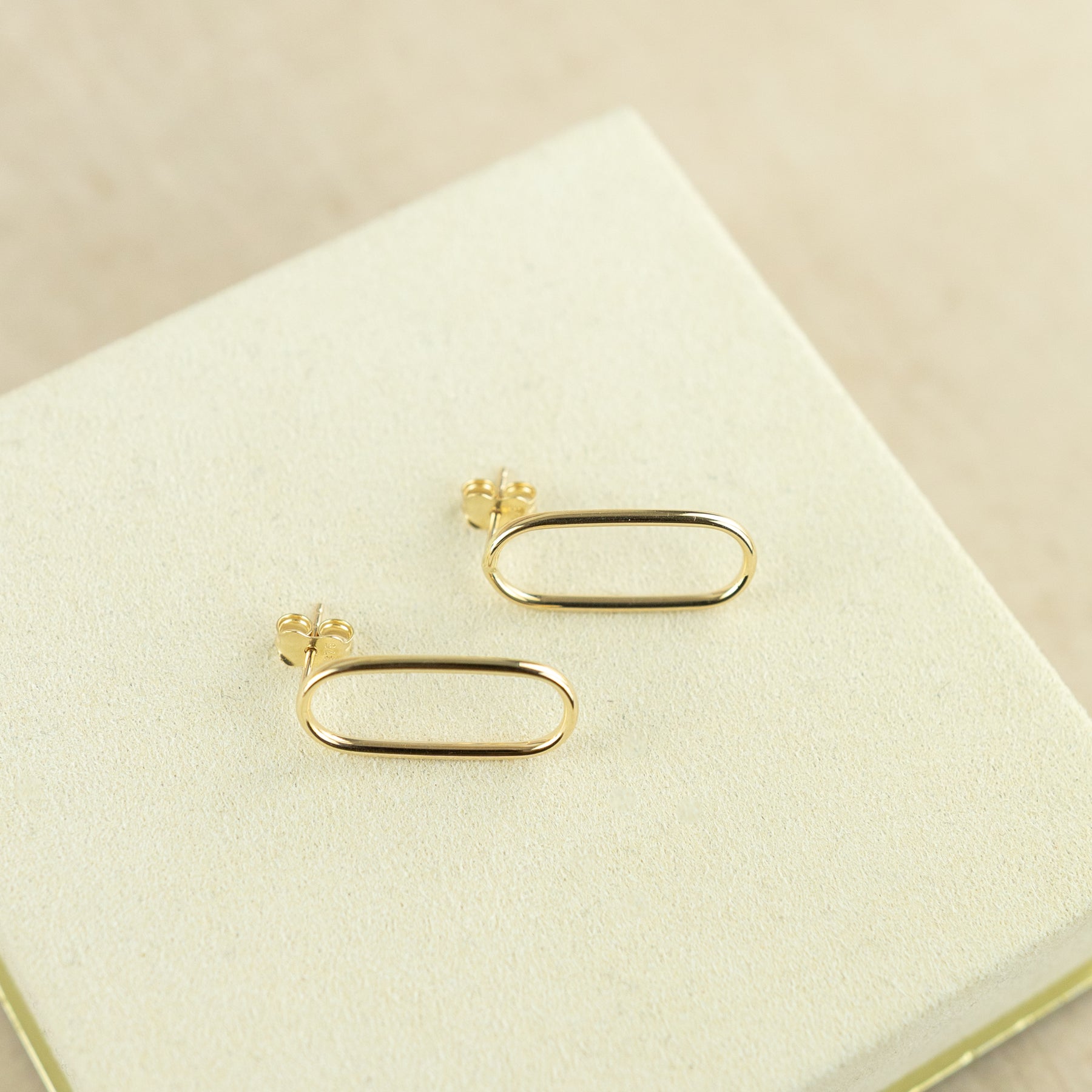 9ct Yellow Gold 23mm Open Oval Stud Earrings at RR jewellers Yarm UK