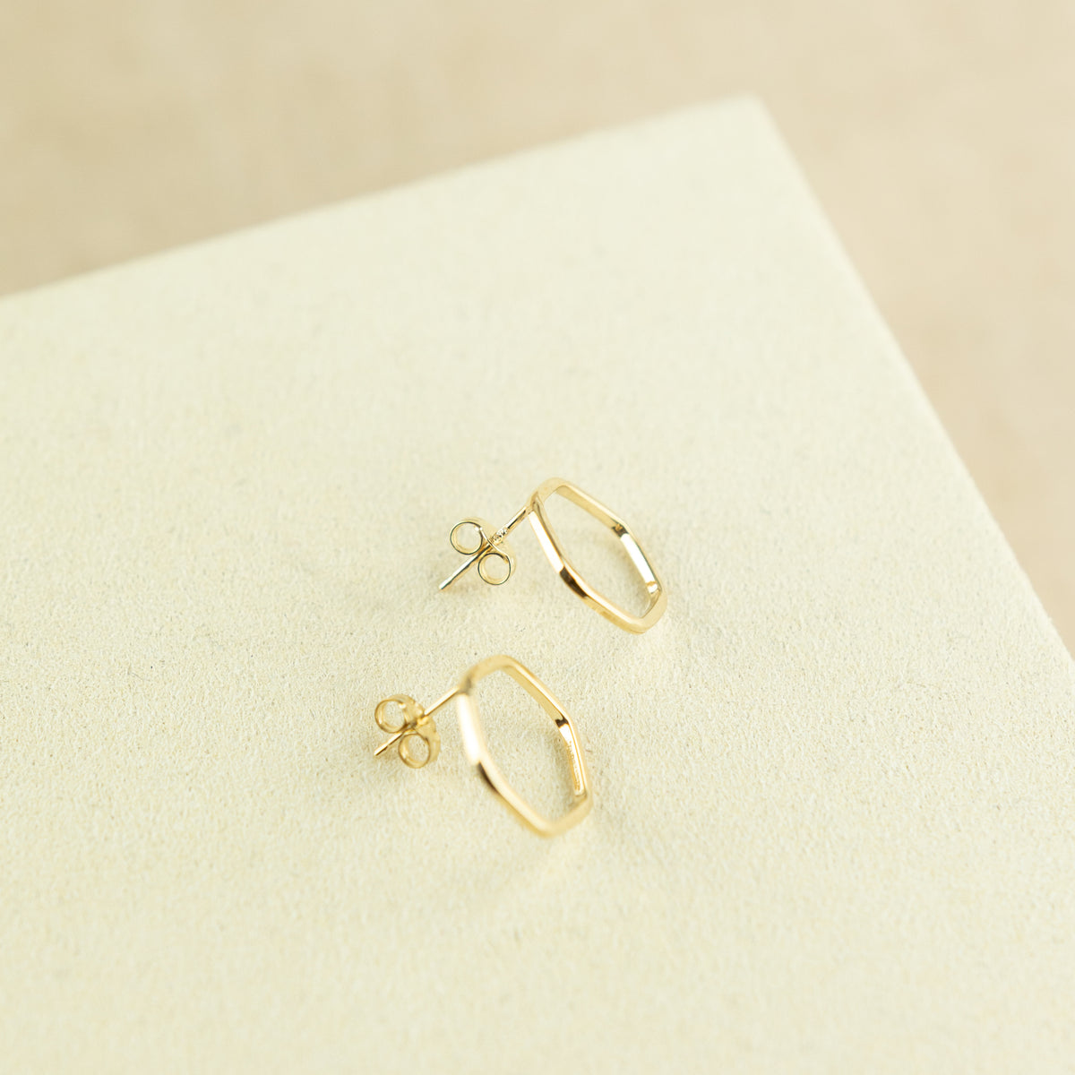 9ct Yellow Gold 14mm Open Hexagon Stud Earrings at RR Jewellers Yarm UK