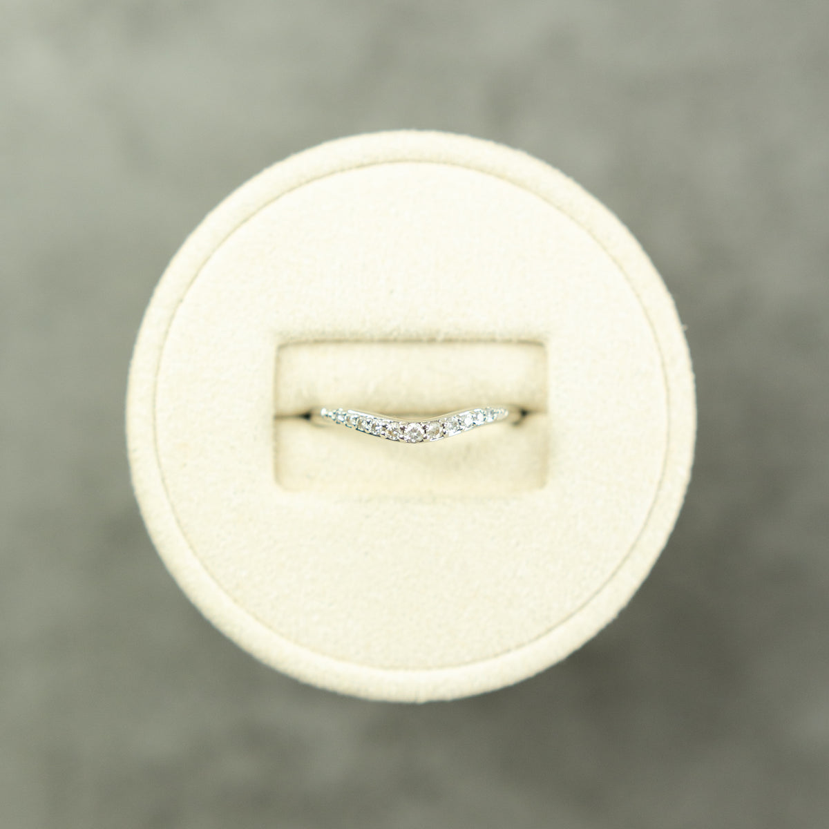 Pre - Loved Platinum Wishbone Diamond Band