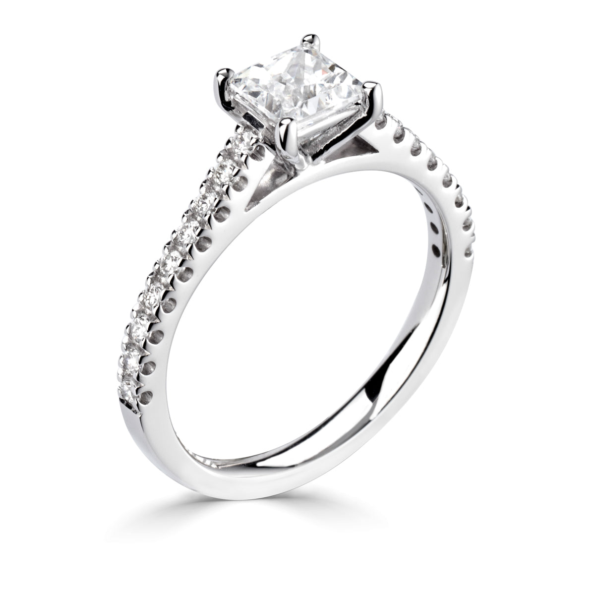 Princess square cut diamond 4 claw setting with diamond shoulders ring