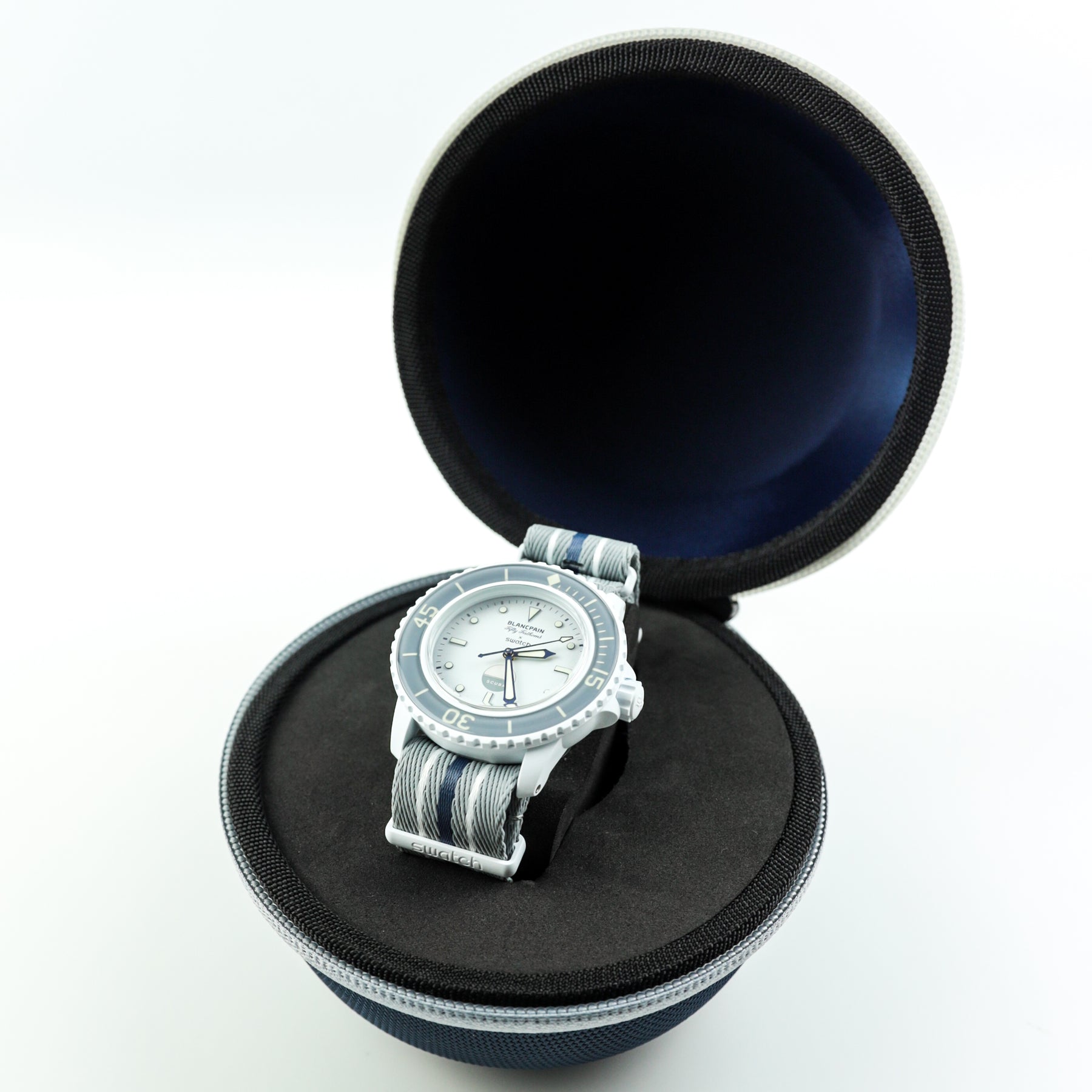Unworn Pre - Owned Blancpain X Swatch ANTARCTIC OCEAN Full set with box & papers AVAILABLE AT RR JEWELLERS YARM