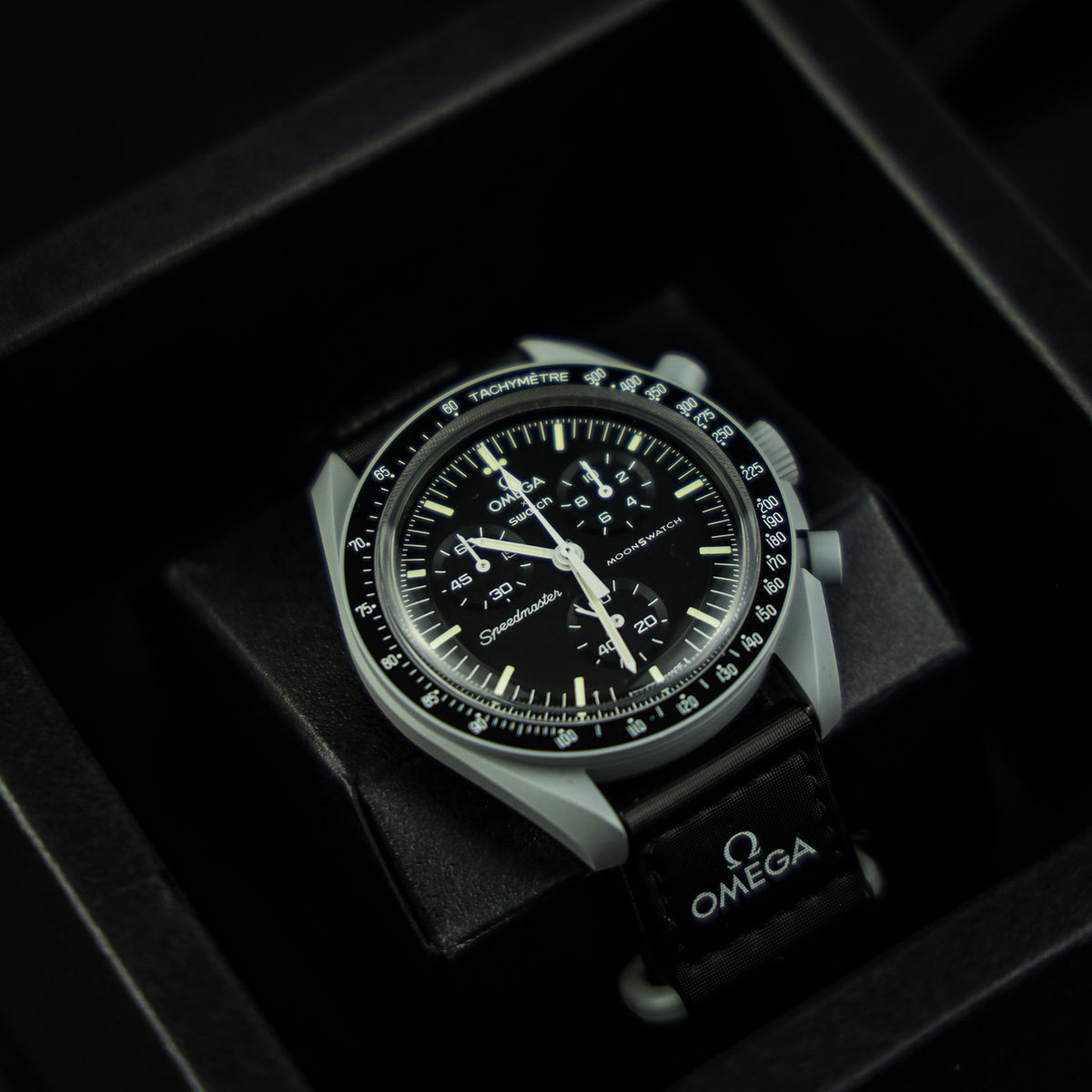 Omega 'x' Swatch Moonswatch - Mission to the Moon