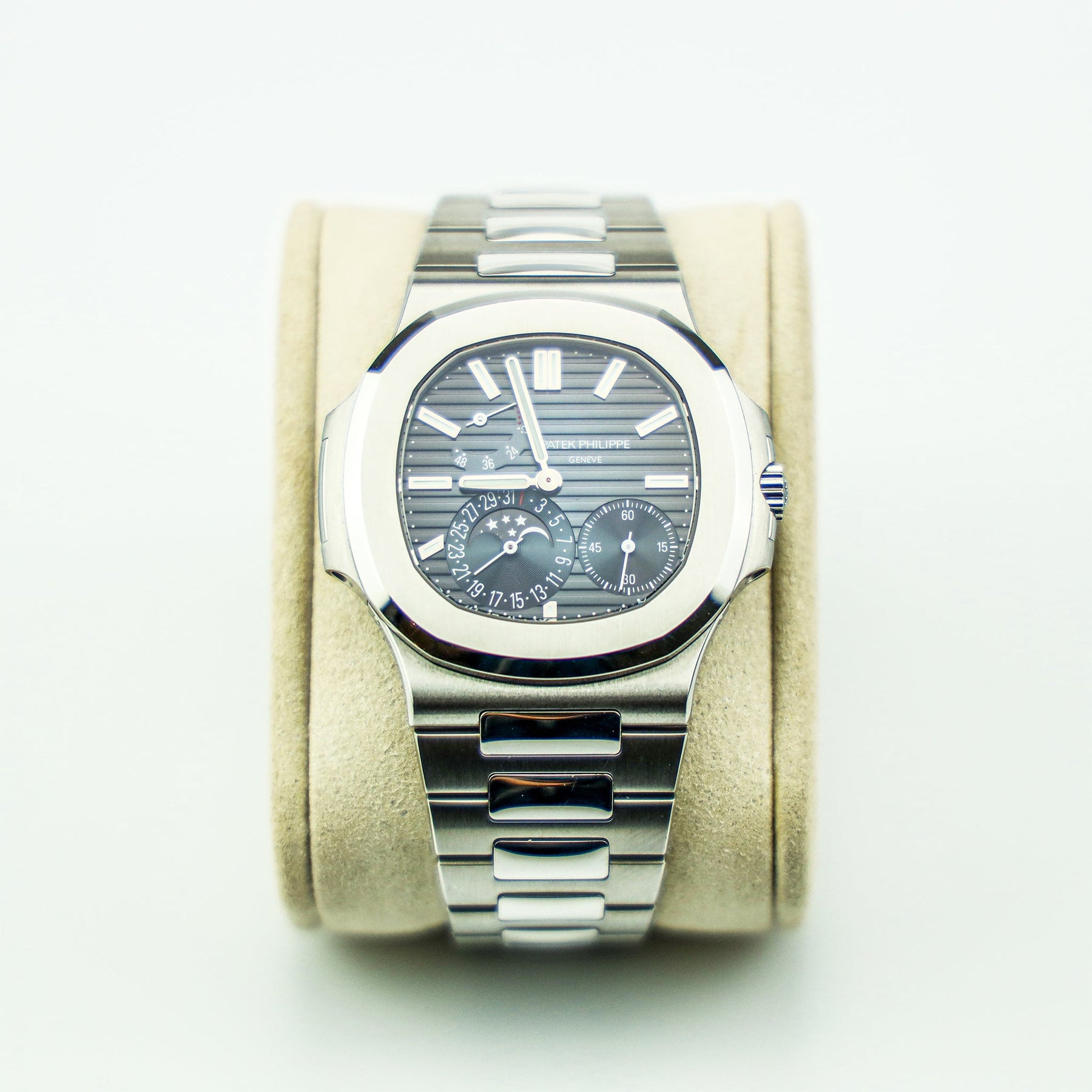 Pre-Owned 2021 Patek Philippe Nautilus 5712 'Moonphase' Watch