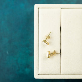 9 Karat Yellow Gold Opal Rub Over Studs