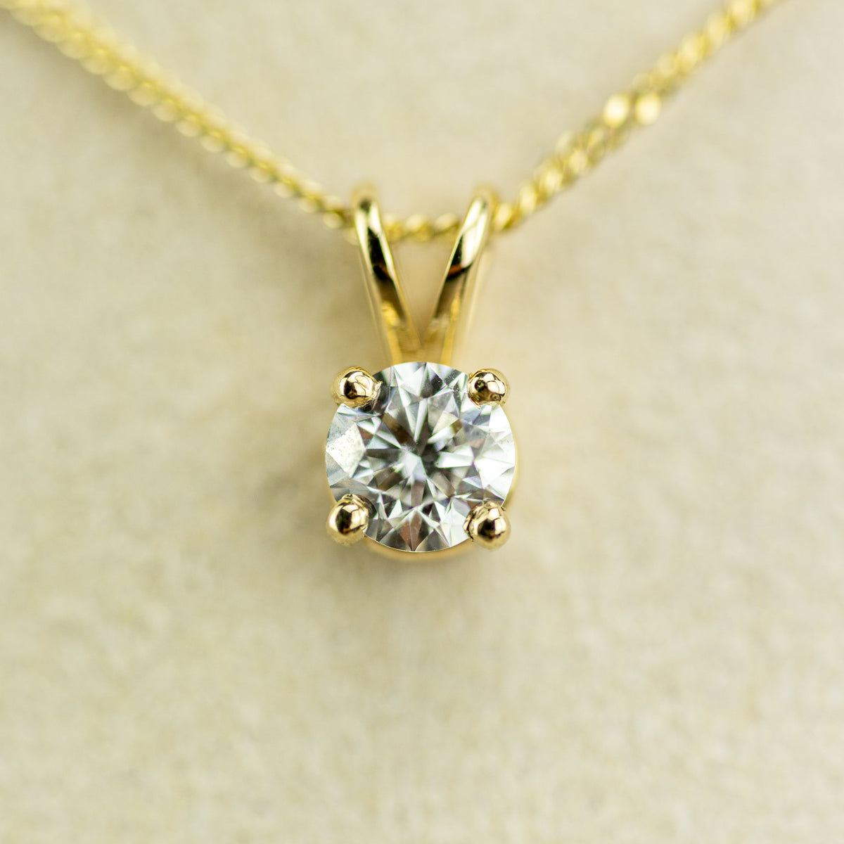 0.50ct Natural GIA Certified Round Pendant With 9 Karat Yellow Gold Claw & Chain
