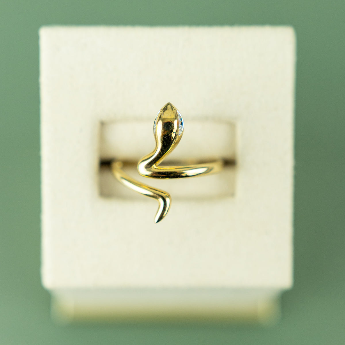 9ct yellow gold torque style snake ring