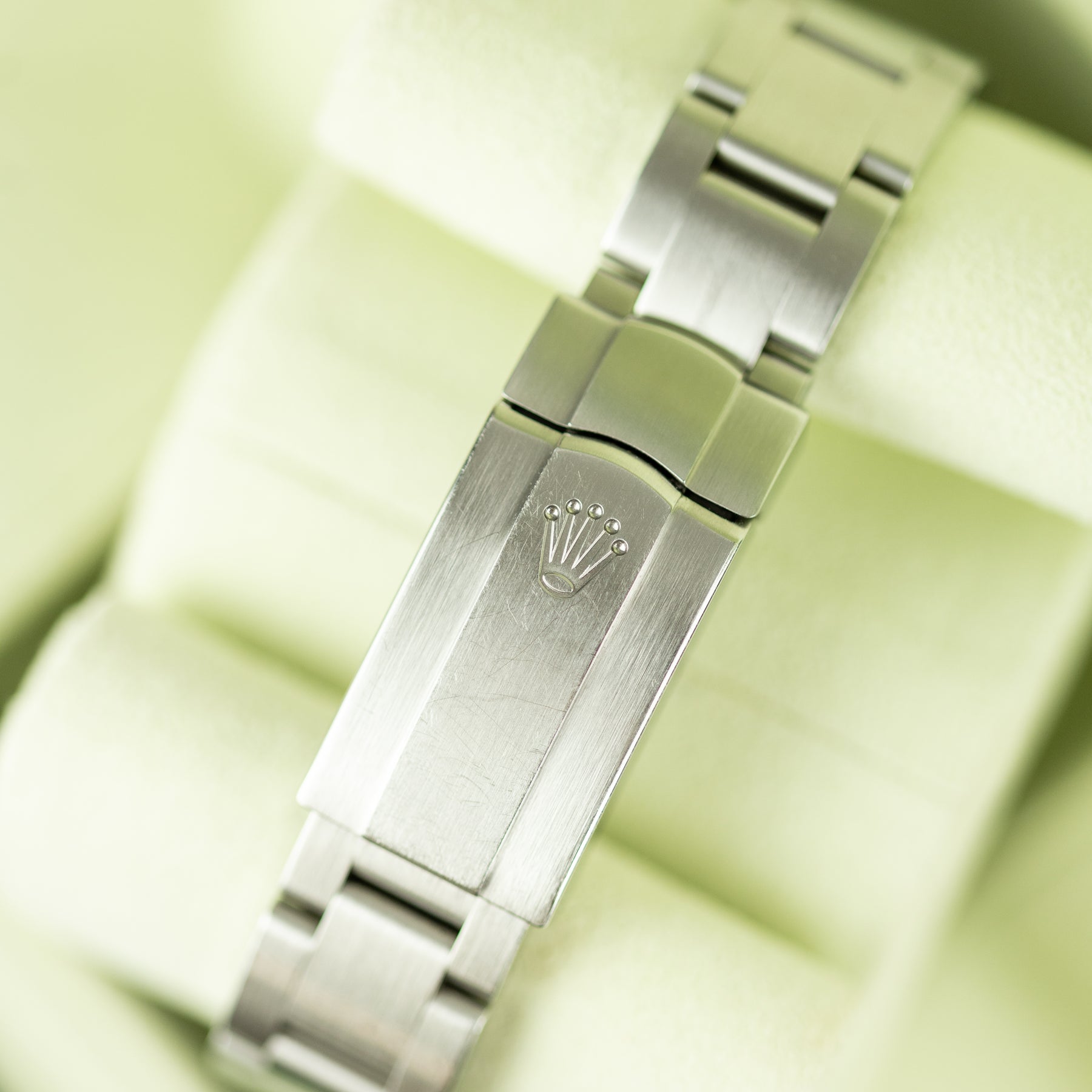 2015 Rolex OYSTER PERPETUAL 31 Mother of Pearl Markers 177200 Reference Watch