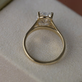 9ct yellow gold 3ct elongated cushion cut wide shoulder solitaire ring