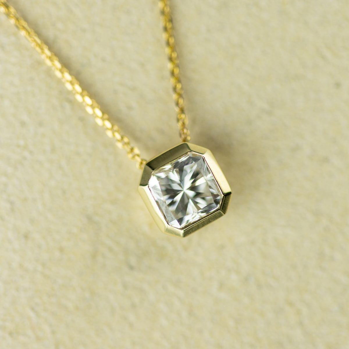 9 Karat Yellow Gold Radiant Cut Necklace with 0.75ct