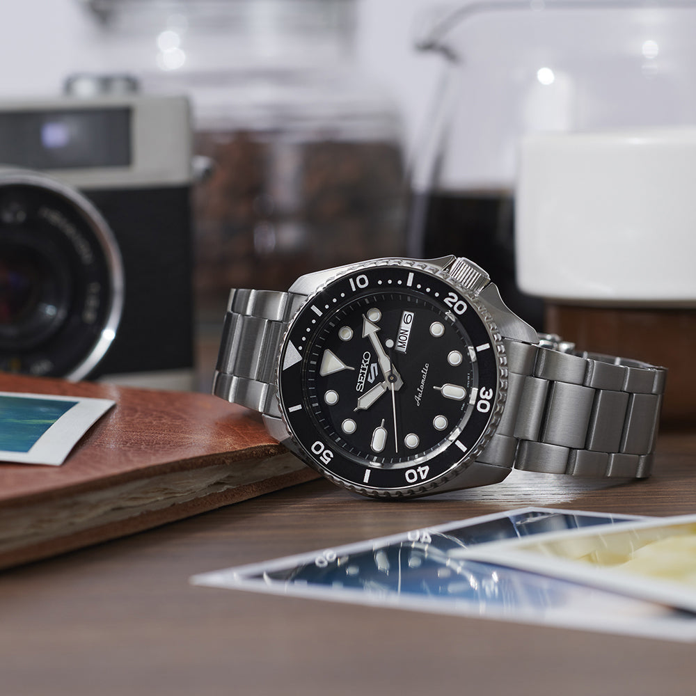 SEIKO 5 SPORTS BLACK DIAL AUTOMATIC MEN'S WATCH SRPD55K1 | RR Jewe