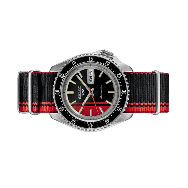 Seiko 5 Sports US Special Edition SRPK71