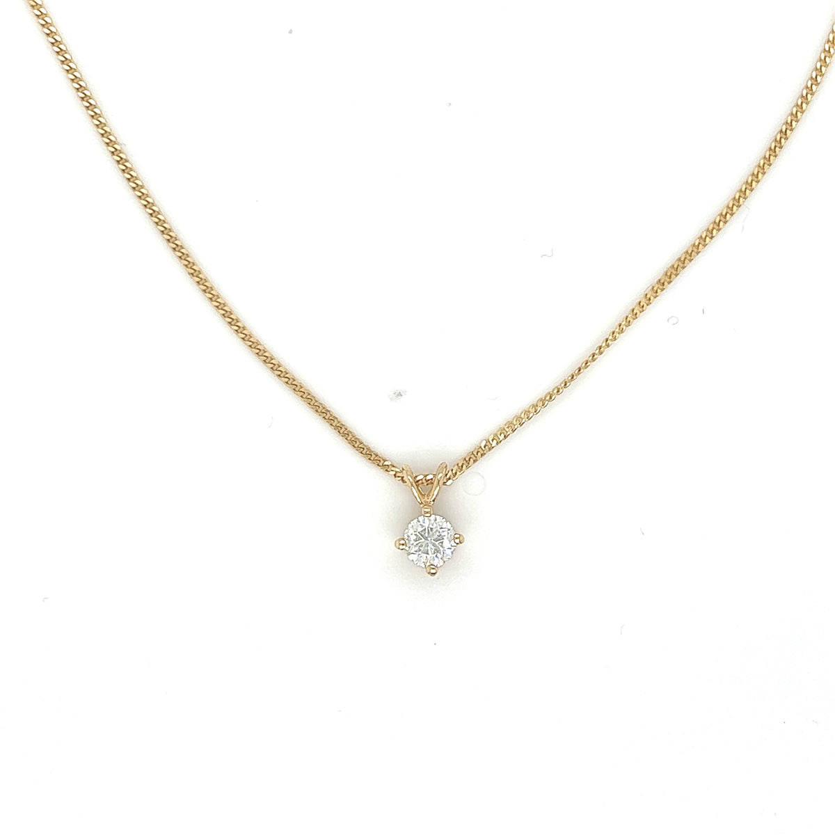 9ct yellow gold round brilliant 4 claw diamond pendant 0.30