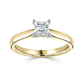 Princess square cut 4 claw diamond ring